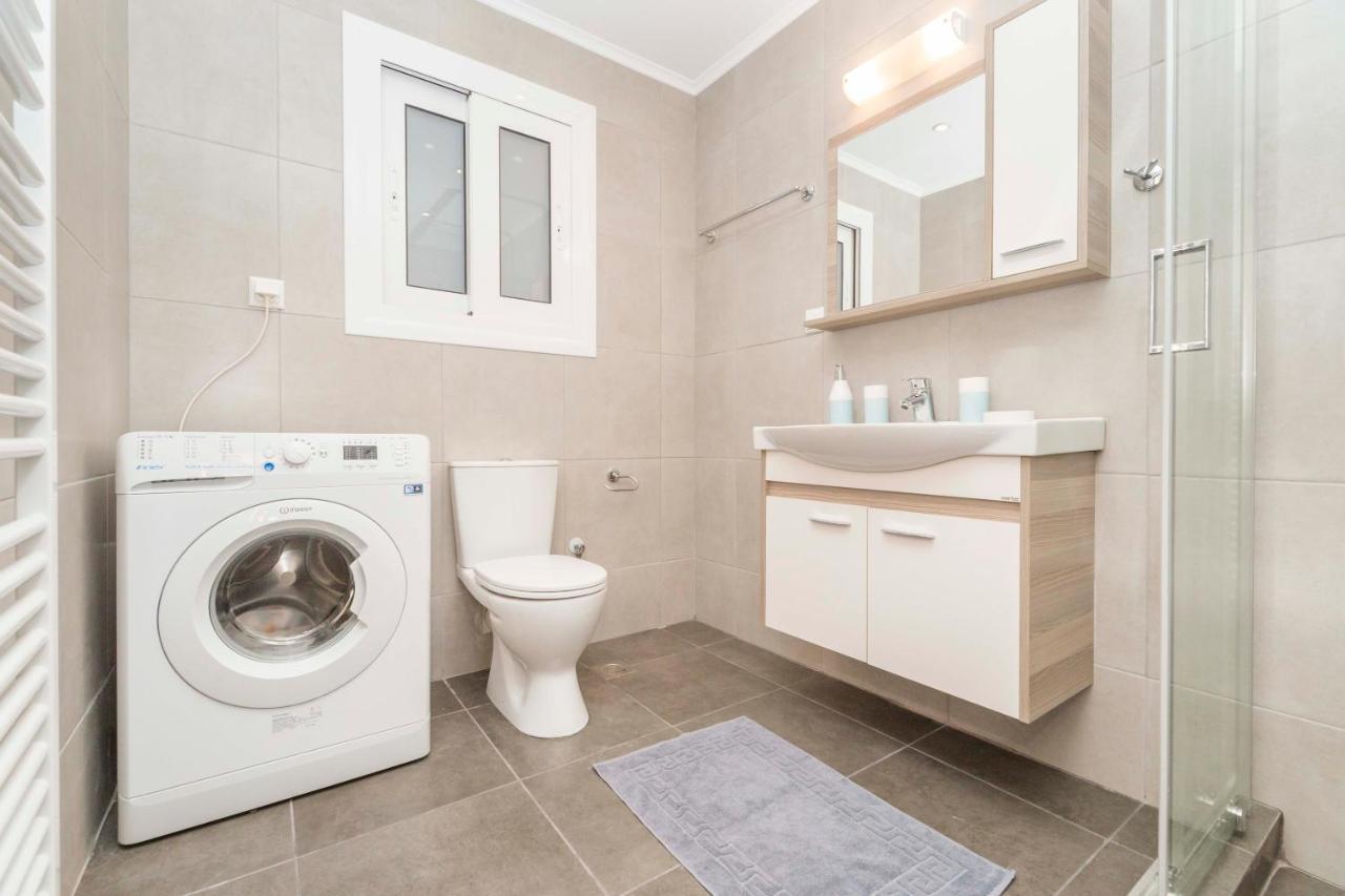 Modern Flat In Central Athens #4 Экстерьер фото